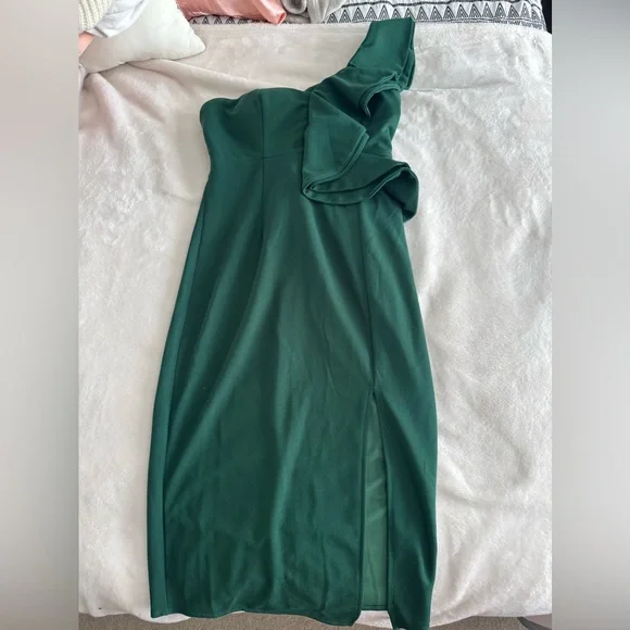hello molly green one shoulder dress Hello Molly One Shoulder Green Dress